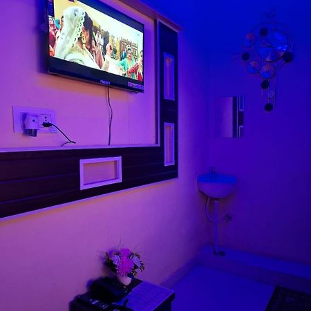 Hotel Sgh Subhadra Guest House Ayodhya Exterior photo